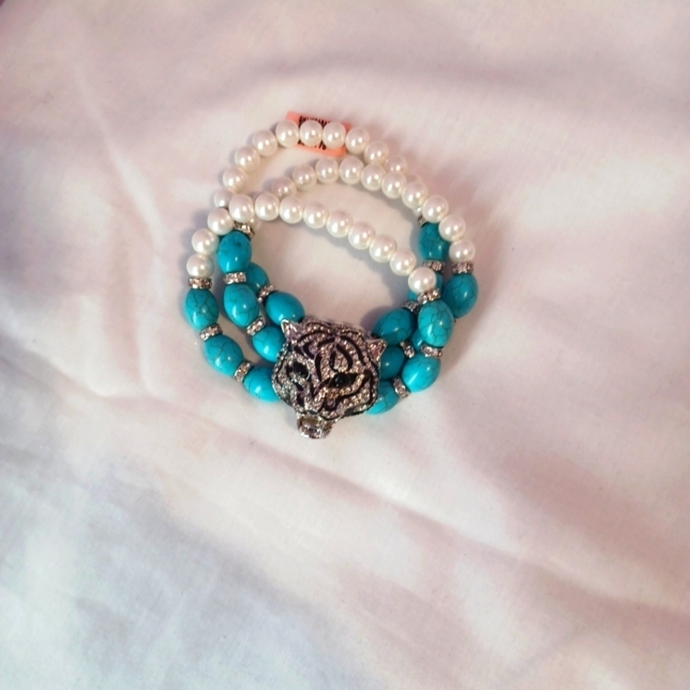 Austrian Crystal Tiger Faux Blue Howlite Faux Pearls Bracelet Red Pouch
